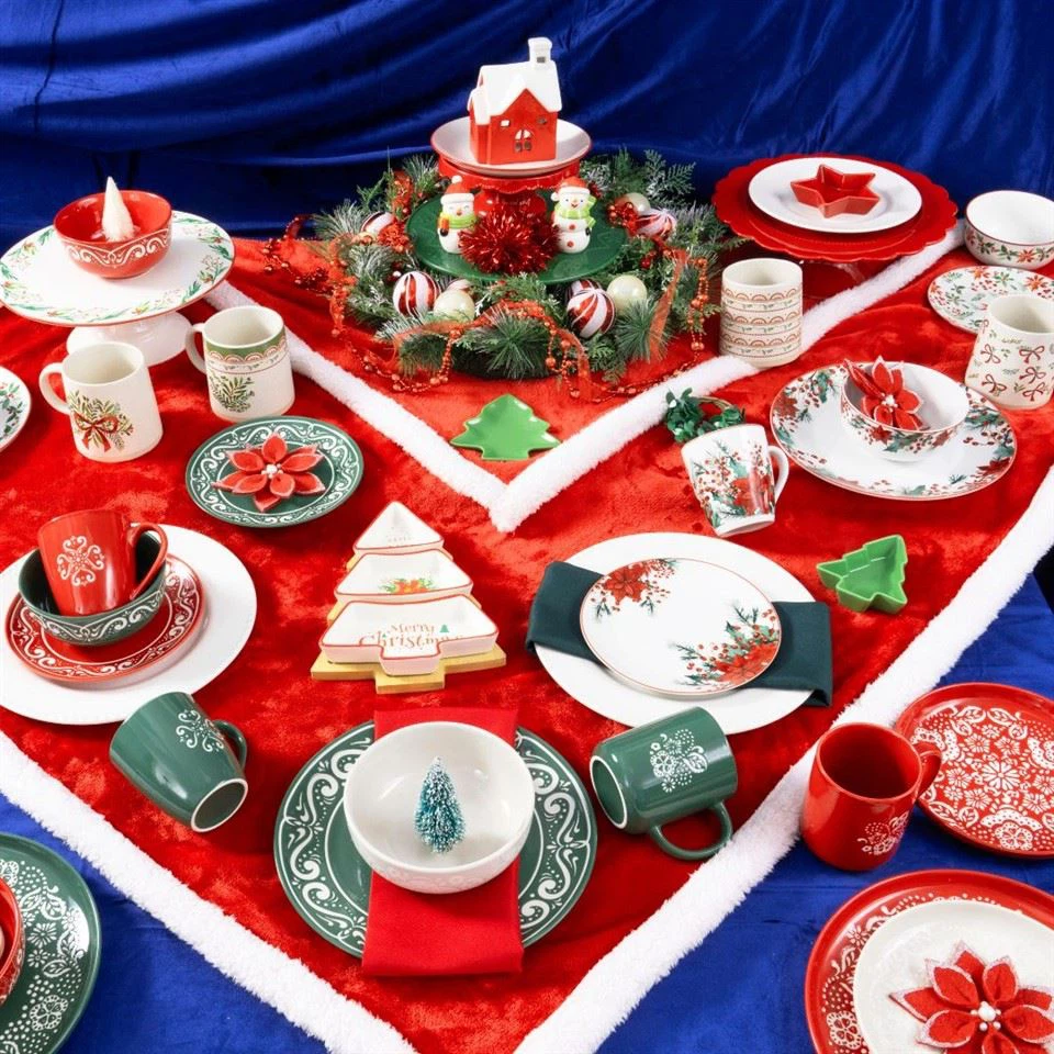 Collezione di set di stoviglie per le vacanze invernali Poinsettia